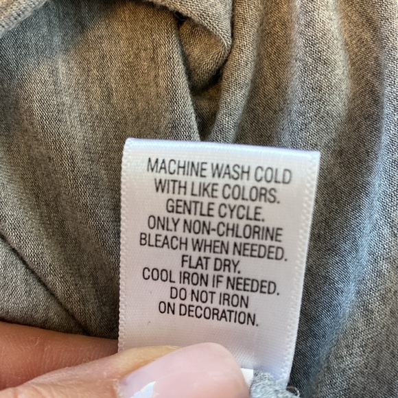 Gaiam t-shirt, size M - Picture 7 of 7